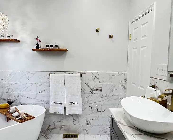 bathroom-white-modern-2